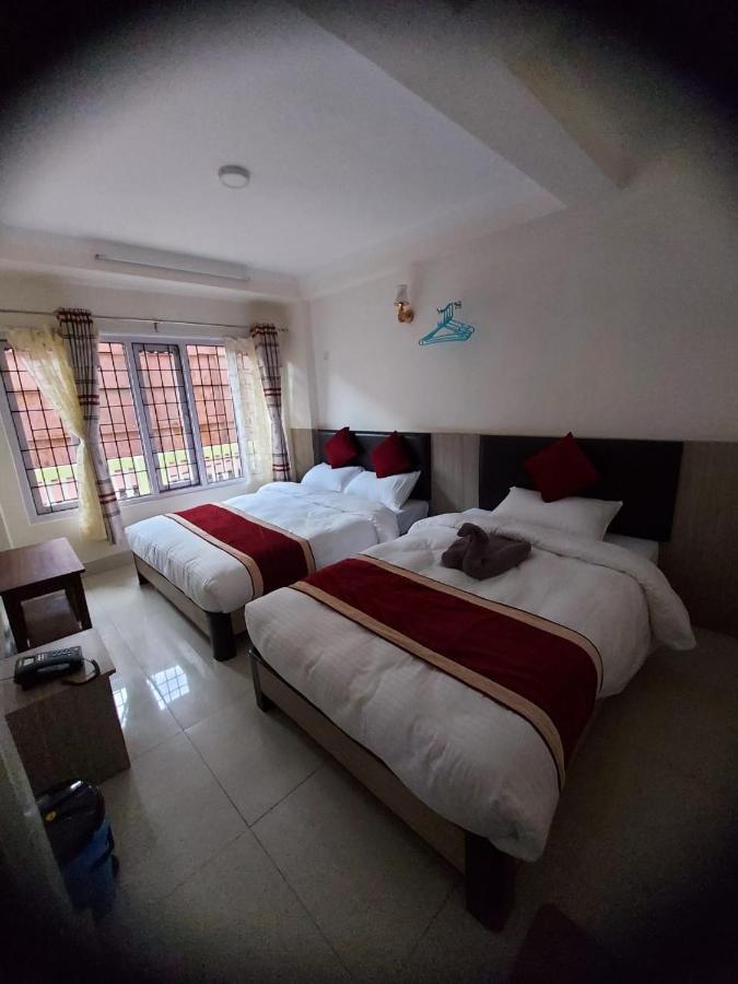 Om Bramha Hotel Kathmandu Bagian luar foto
